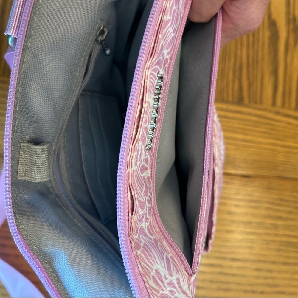 Baggallini Pink Floral Crossbody Bag 3 Outside Zip Pockets adjustable Strap - Picture 5 of 14